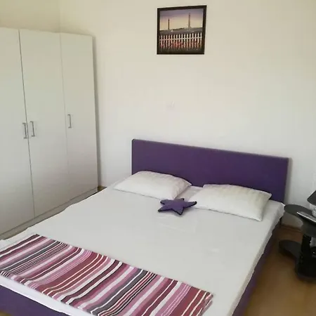Apartman S Pogledom Na More 2